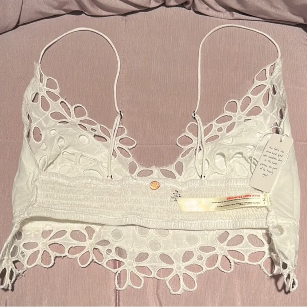 NWT Free People Asteria Floral Cutout White Lace Bralette. Size S